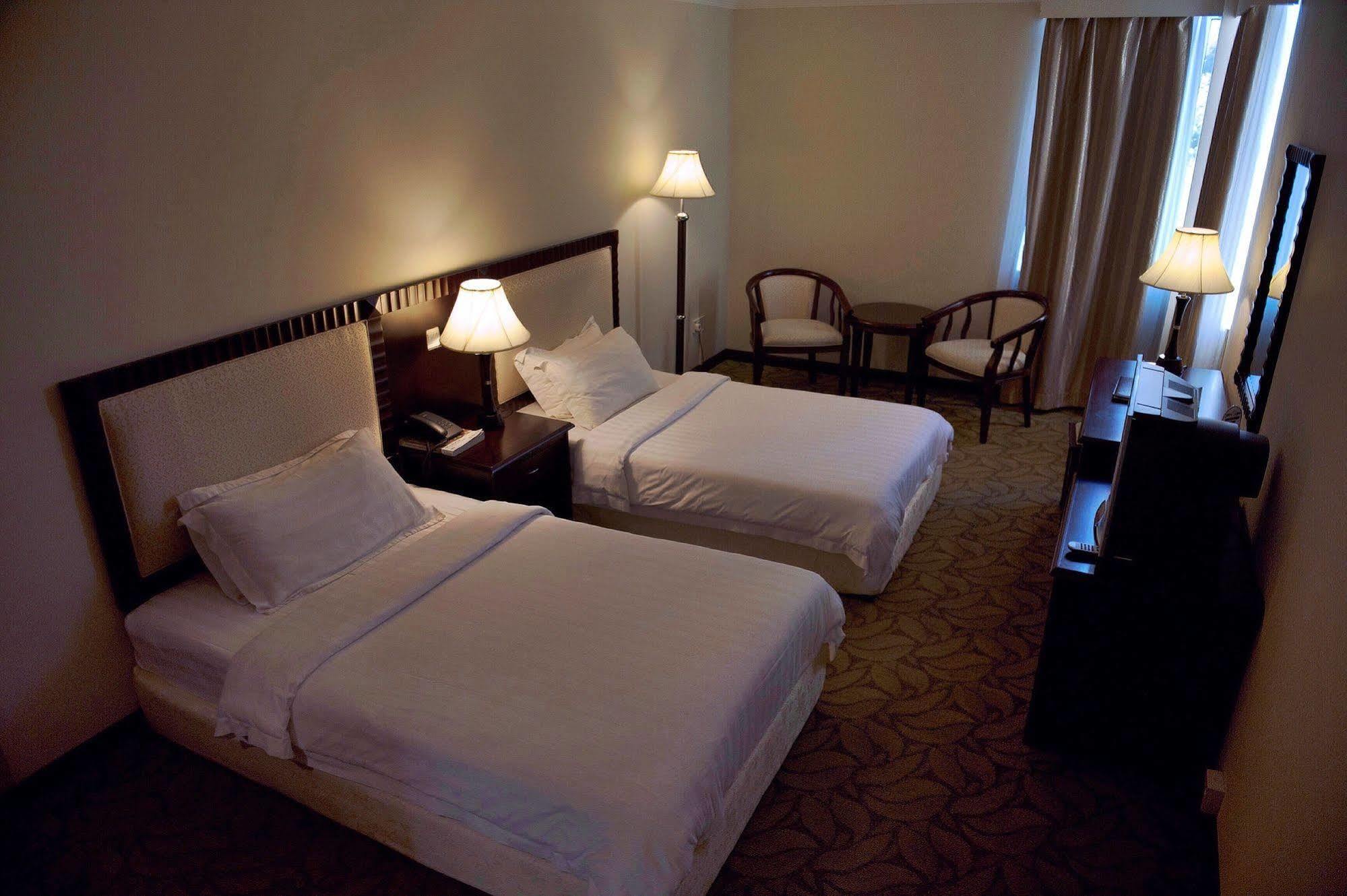 Palm Garden Hotel Brunei Bandar Seri Begawan Eksteriør billede